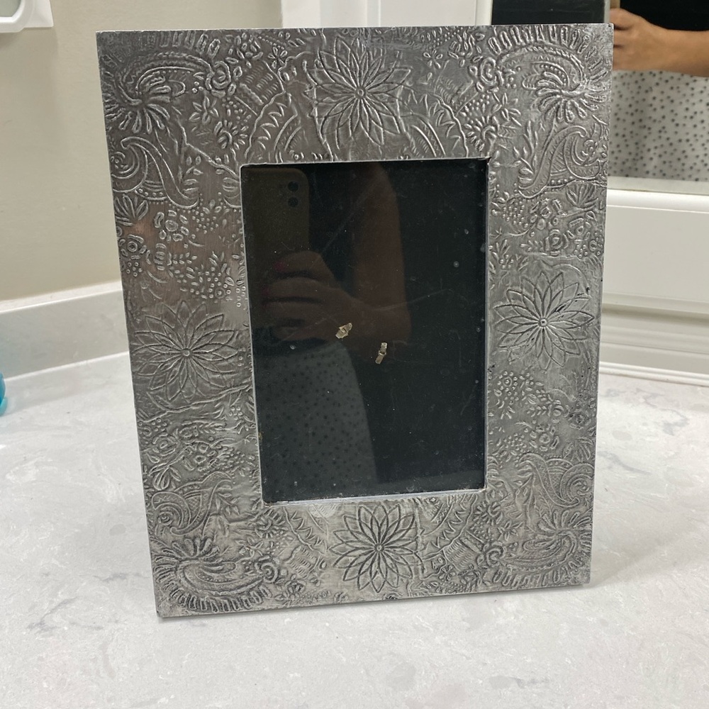Silver Sturdy Picture Fame, 5x7